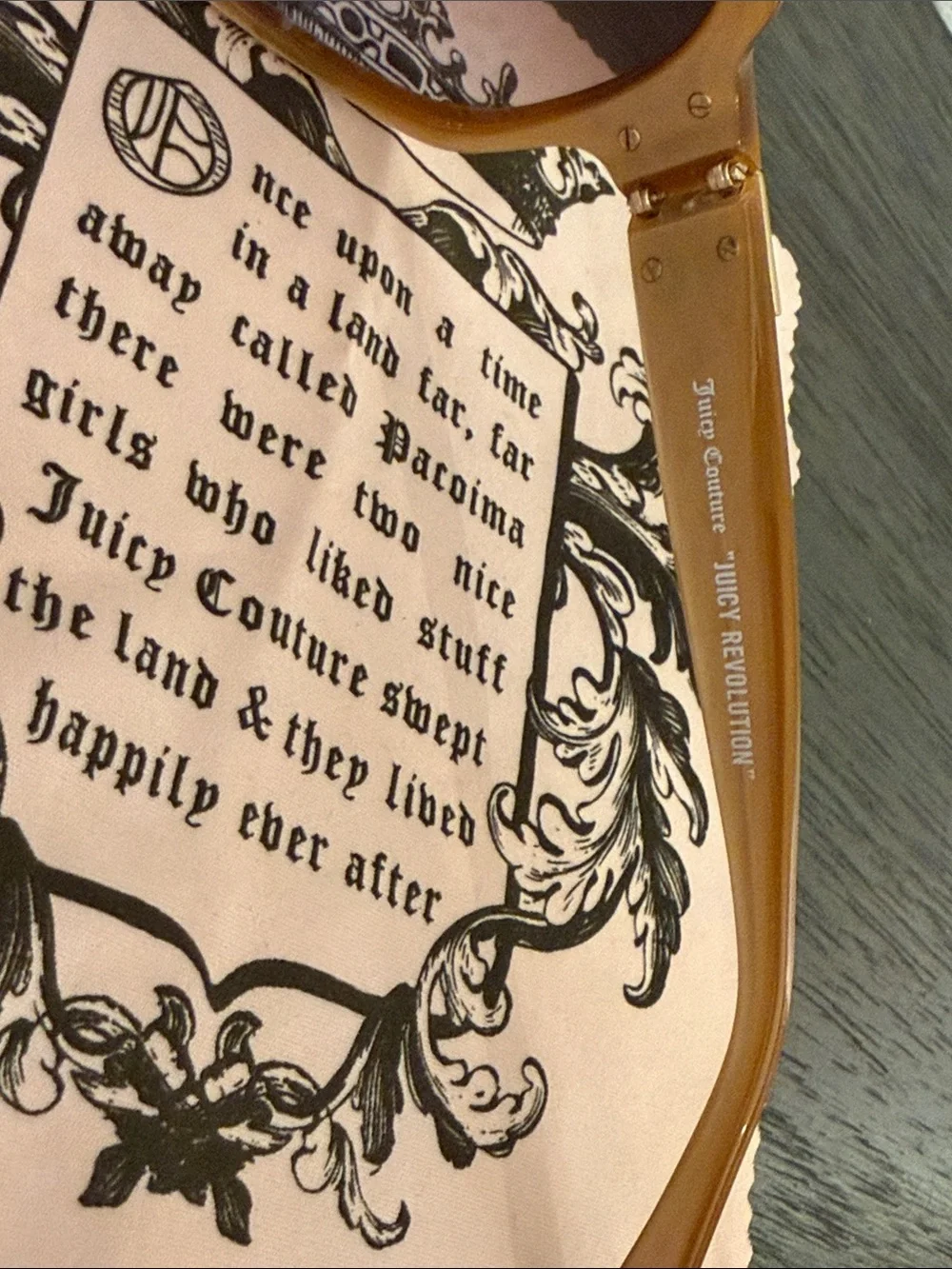 Juicy Couture Gold Oversized Sunglasses with Pink Case and Cloth